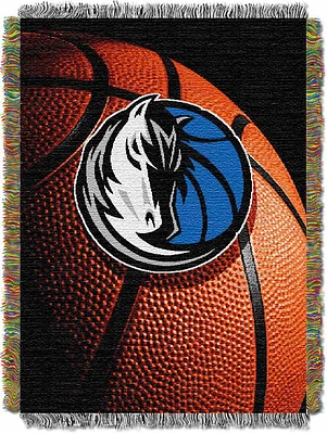 TheNorthwest Dallas Mavericks 58'' x 60'' Photo Real Tapestry Throw