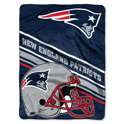 New England Patriots 60'' x 80'' Slant Raschel Throw Blanket