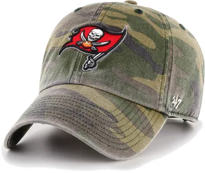 '47 Men's Tampa Bay Buccaneers Camo Adjustable Clean Up Hat