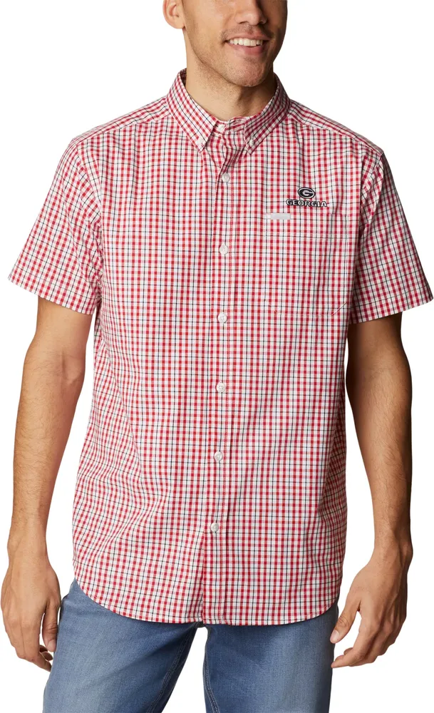 Columbia Men's Georgia Bulldogs Red Rapid Rivers Button Down Shirt