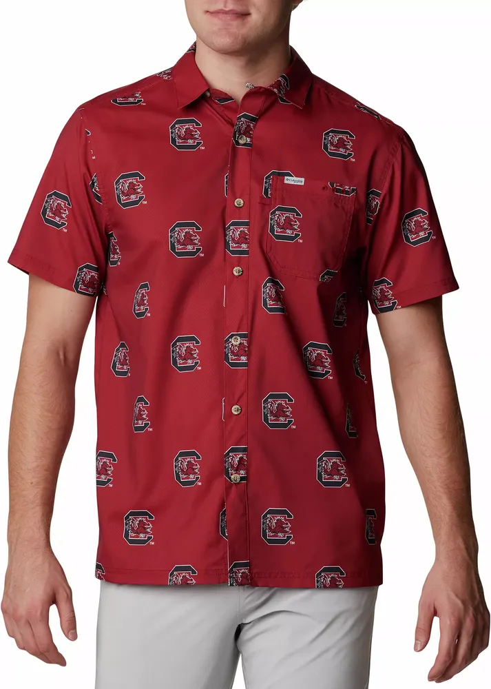 Columbia Men's South Carolina Gamecocks Garnet CLG Super Slack Tide™ Short Sleeve Shirt