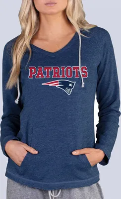 Concepts Sport Women's New England Patriots Mainstream Navy Hoodie