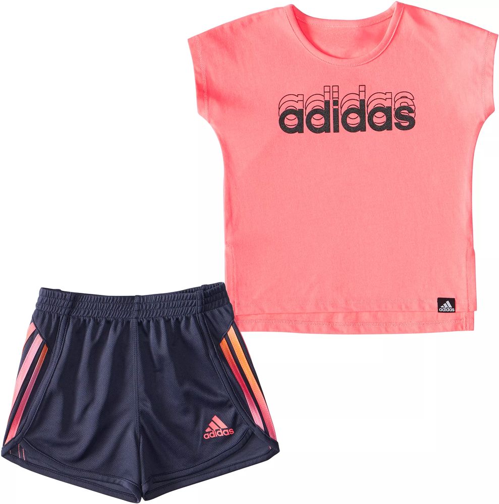 completar Equipo entrada Dick's Sporting Goods Adidas Infant Girls' 2 Piece Graphic T-Shirt and Mesh  Shorts Set | Bridge Street Town Centre
