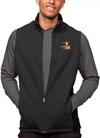 Antigua Men's Loyola-Chicago Ramblers Black Heather Course Vest