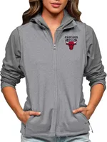 Antigua Women's Chicago Bulls Grey Course Vest