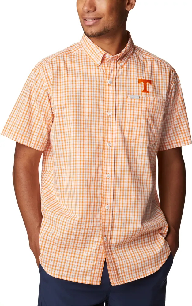 Columbia Men's Tennessee Volunteers Terminal Tackle Shirt