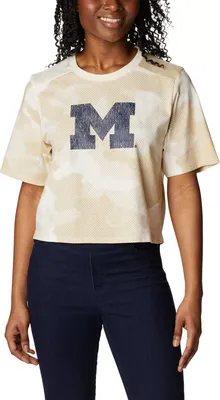 Columbia Women's Michigan Wolverines White Park Box Shirt