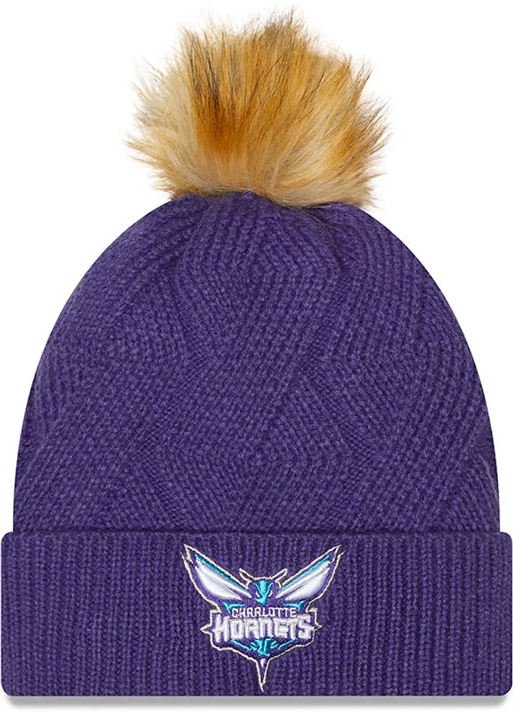 New Era Women's Charlotte Hornets Snowy Knit Hat