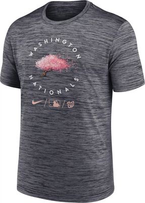 Nike Men's San Diego Padres 2022 City Connect Wordmark T-Shirt - White - M (Medium)