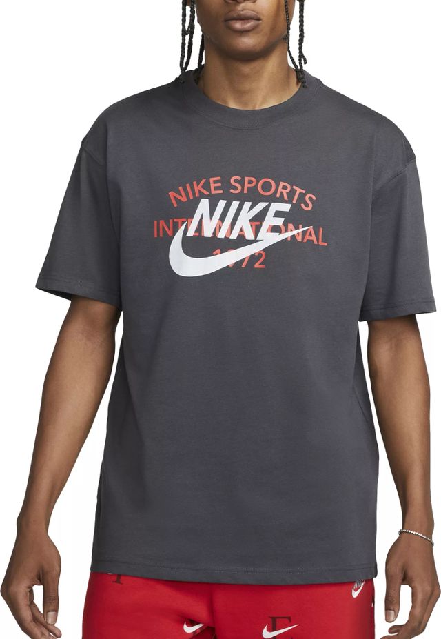 Dick's Sporting Goods Nike Men's 2021-22 City Edition Sacramento Kings  De'Aaron Fox #5 Black Cotton T-Shirt