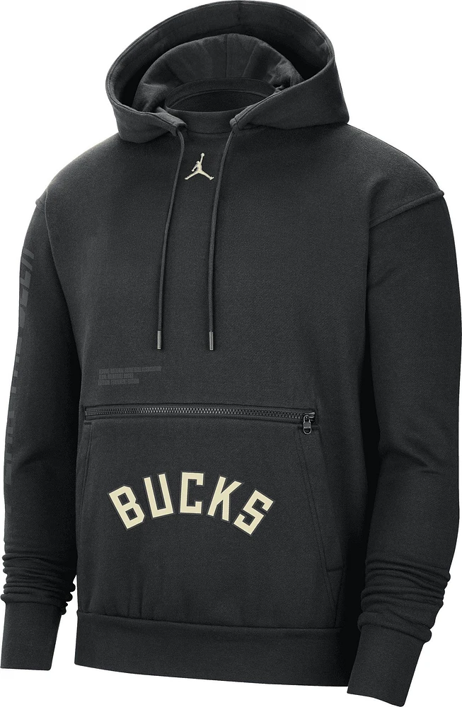 Nike Men's Milwaukee Bucks Black Fleece Courtside Statement Hoodie