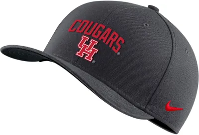 Nike Men's Houston Cougars Grey Swoosh Flex Stretch Fit Hat