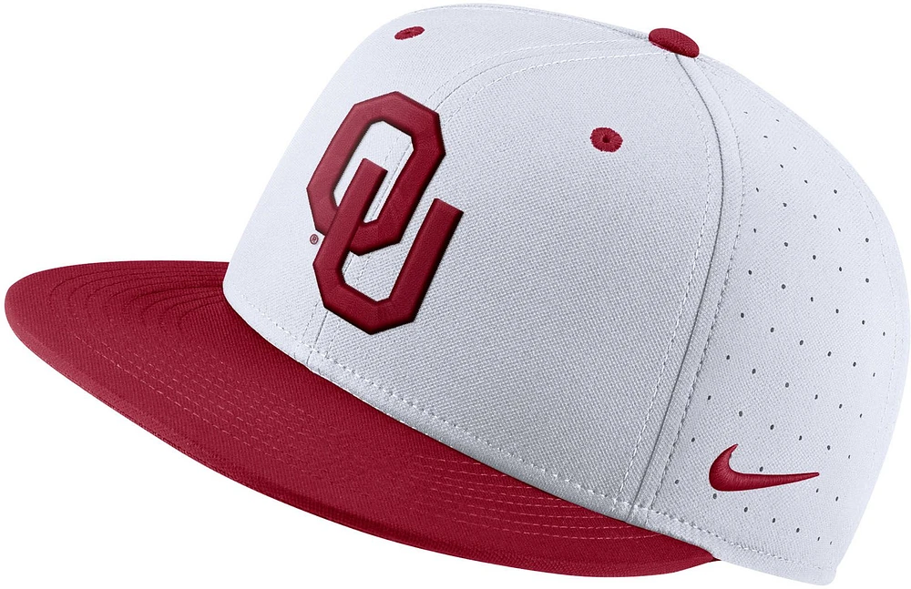 Nike Men's Oklahoma Sooners White Aero True Baseball Fitted Hat