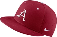 Nike Men's Arkansas Razorbacks Cardinal Aero True Baseball Fitted Hat