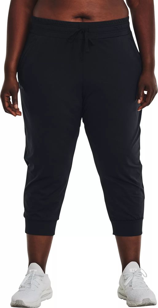 Dick's Sporting Goods Concepts Sport Women's Tampa Bay Buccaneers Charcoal  Capri Pants