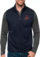 Antigua Men's St. Louis Cardinals Navy Links Golf Vest