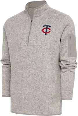 Antigua Men's Minnesota Twins Oatmeal Fortune 1/4 Zip Pullover