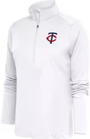 Antigua Women's Minnesota Twins Tribute 1/2 Zip Pullover