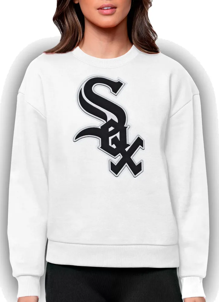 Antigua Women's Chicago White Sox Victory Crew Pullover