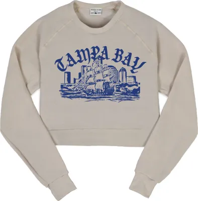 Where I'm From Women's Tampa Natural Skyline Cropped Crewneck Sweatshirt