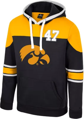 Colosseum Men's Iowa Hawkeyes Black Future's Not Written Pullover Hoodie