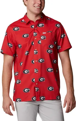 Columbia Men's Georgia Bulldogs Red Slack Tide Button-Down Camp Shirt