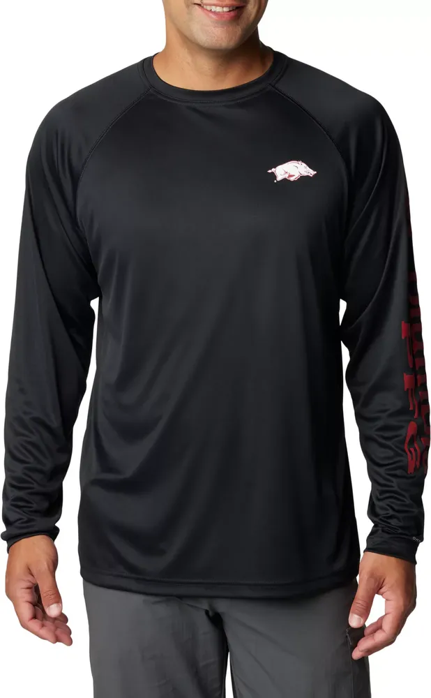 Columbia Men's Arkansas Razorbacks Black Terminal Tackle Long Sleeve Shirt