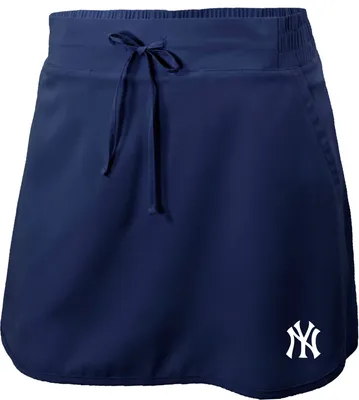 Columbia Women's New York Yankees Omni-Wick Lakewood Pines Skort