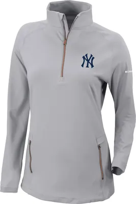 Columbia Women's New York Yankees Omni-Wick Outward Nine 1/4 Zip Pullover