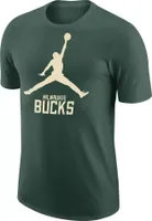 Jordan Men's Milwaukee Bucks Green Logo T-Shirt