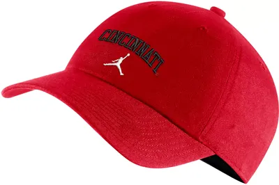 Nike Men's Cincinnati Bearcats Red Adjustable Futura Hat