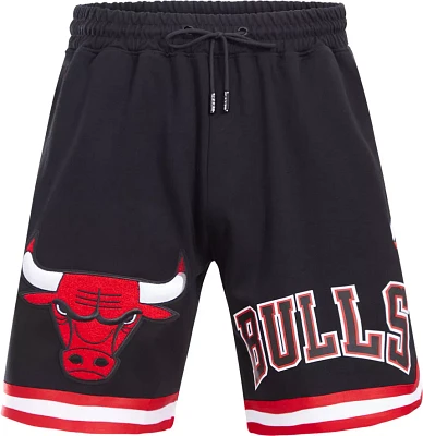 Pro Standard Men's Chicago Bulls Chenille Shorts