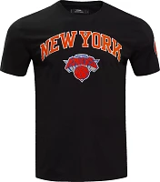 Pro Standard New York Knicks Black Bristle T-Shirt