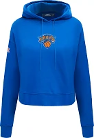 Pro Standard Women's New York Knicks Royal Cropped Fleece Pullover Hoodie