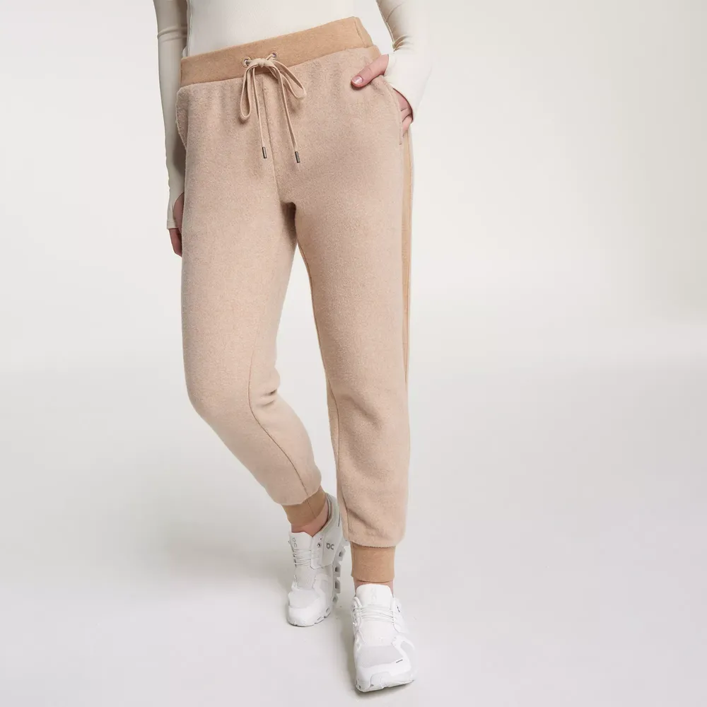 Dicks Sporting Goods CALIA Womens Super Plush Jogger | The Market Place