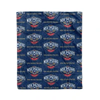 Logo Brand New Orleans Pelicans Plush Blanket