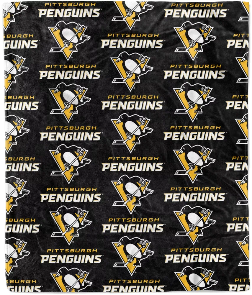 Logo Brands Pittsburgh Penguins Logo Plush Blanket