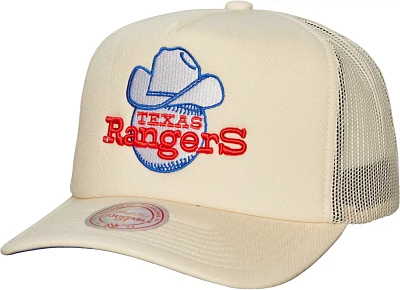 Mitchell & Ness Texas Rangers White Coop Evergreen Trucker Hat