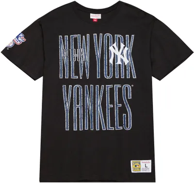 Mitchell & Ness Men's New York Yankees Black OG 2.0 T-Shirt
