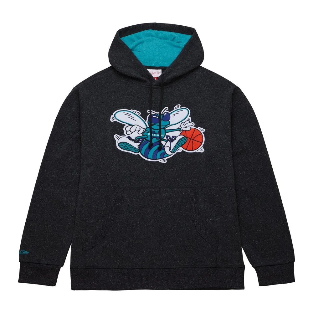 Mitchell and Ness Men's Charlotte Hornets Black Snow Wash Hoodie