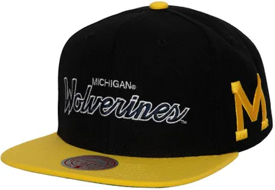 Mitchell & Ness Men's Michigan Wolverines Black Team Script Adjustable Snapback Hat