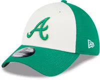 New Era Adult St. Patrick's Day '24 Atlanta Braves Green 39Thirty Stretch Fit Hat