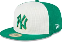 New Era Adult St. Patrick's Day '24 York Yankees Green 59Fifty Fitted Hat