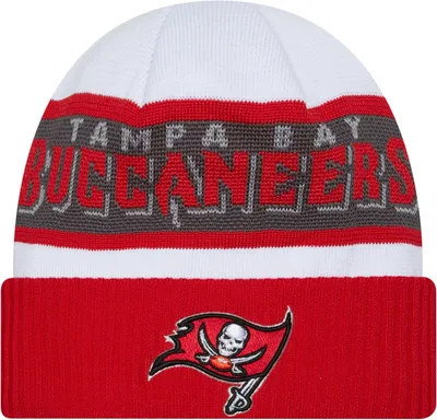 New Era Men's Tampa Bay Buccaneers 2023 Sideline White Tech Knit Beanie