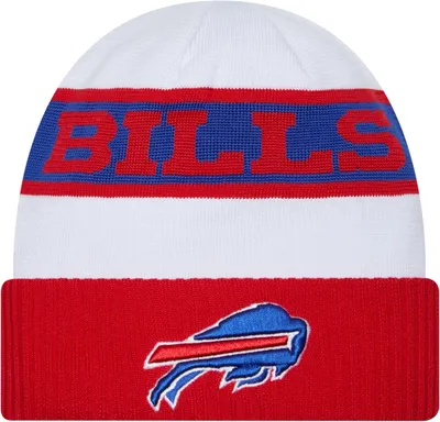 New Era Men's Buffalo Bills 2023 Sideline White Tech Knit Beanie