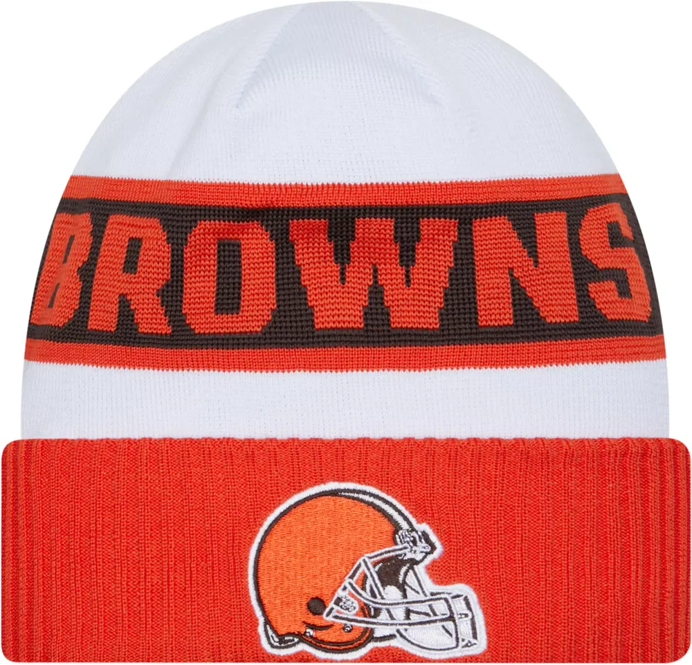 New Era Men's Cleveland Browns 2023 Sideline White Tech Knit Beanie