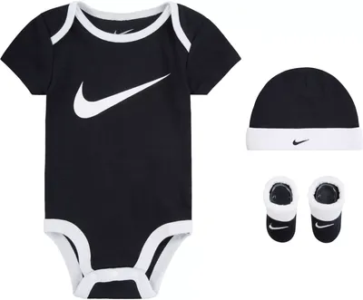 Nike Infant Girls' Swoosh 3 Piece Boxed Set