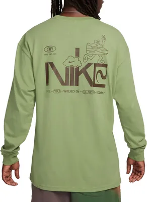 Nike Men's Sportswear Max90 Clouds Long Sleeve Graphic T-Shirt