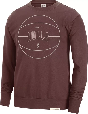 Nike Men's Chicago Bulls Standard Issue Red Crewneck Sweatshirt