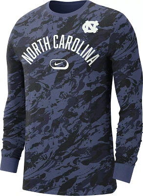 Nike Men's North Carolina Tar Heels Navy All Over Print Long Sleeve T-Shirt